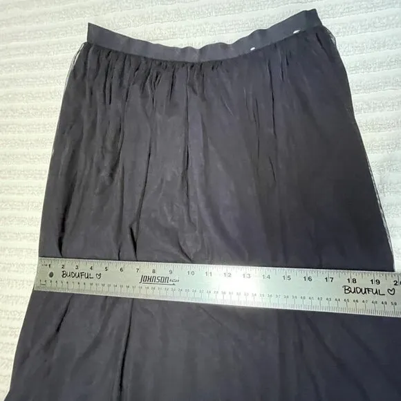 Uniqlo Womens A-Line Pleated Pull-On Midi Skirt Medium Mesh Lining Black Stretch