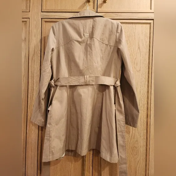 VIA SPIGA Classic Tan Double-Breasted Women's Rain Trench Coat Jacket