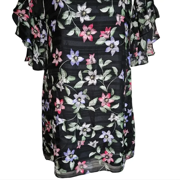 𝅺Vince Camuto Black Floral Print Shift Dress Sz 4 Ruffle Bell Sleeve Whimsigoth