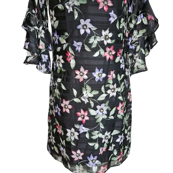 𝅺Vince Camuto Black Floral Print Shift Dress Sz 4 Ruffle Bell Sleeve Whimsigoth