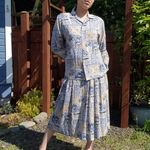 Vintage Pendleton Cream and Blue Baroque Print 2PC Set Size 4*