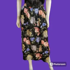 VTG Leslie Fay 1970s Impressionist Floral Satin Maxi Skirt Size 12