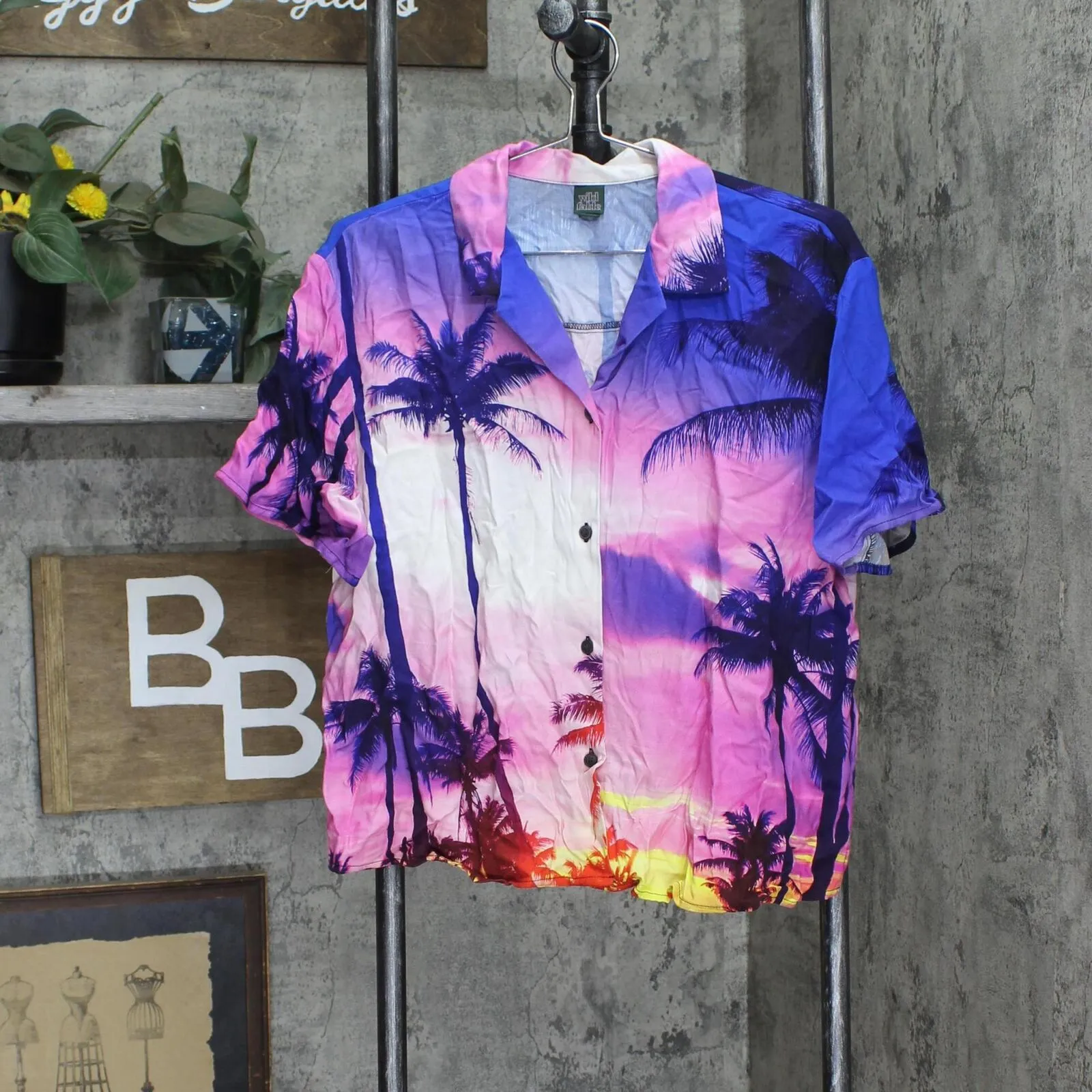 Wild Fable Womens Short Sleeve Camp Button-Down Shirt Multicolor Blue Palm M