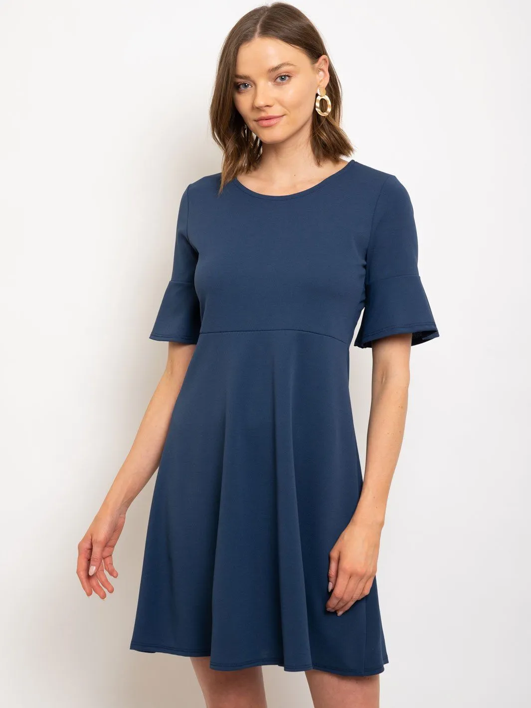 WOMEN'S RUFFLE SLEEVE SHIFT DRESS