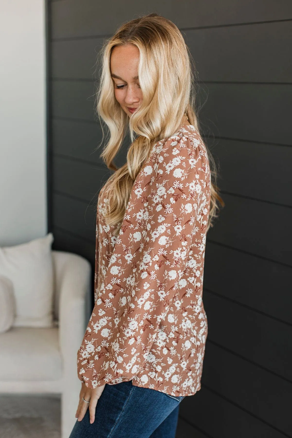You Know Me Floral Blouse- Clay