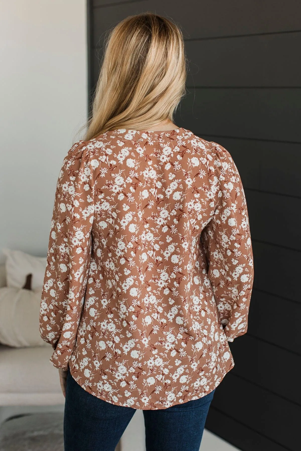 You Know Me Floral Blouse- Clay