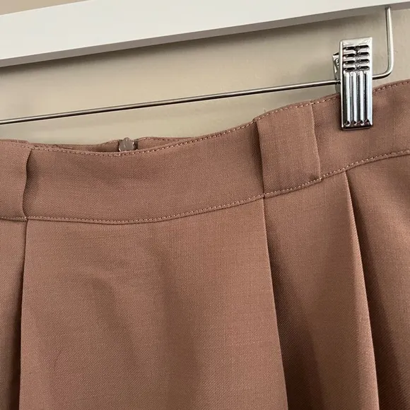 Zara Voluminous Midi High Waist Beige-Tan Skirt High Waist‎ Pleated Midi